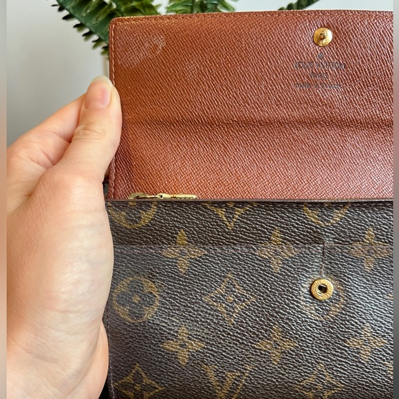 Louis Vuitton Sarah Wallet - Picture 6 of 10